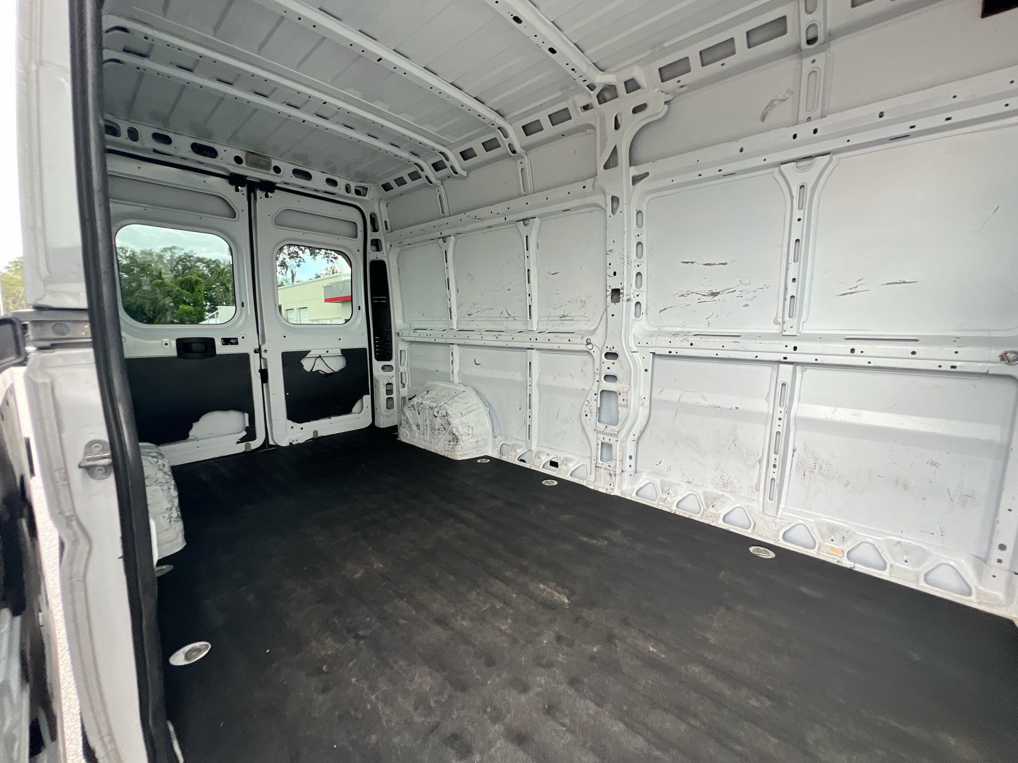 Used 2023 RAM ProMaster 2500 FWD image 33
