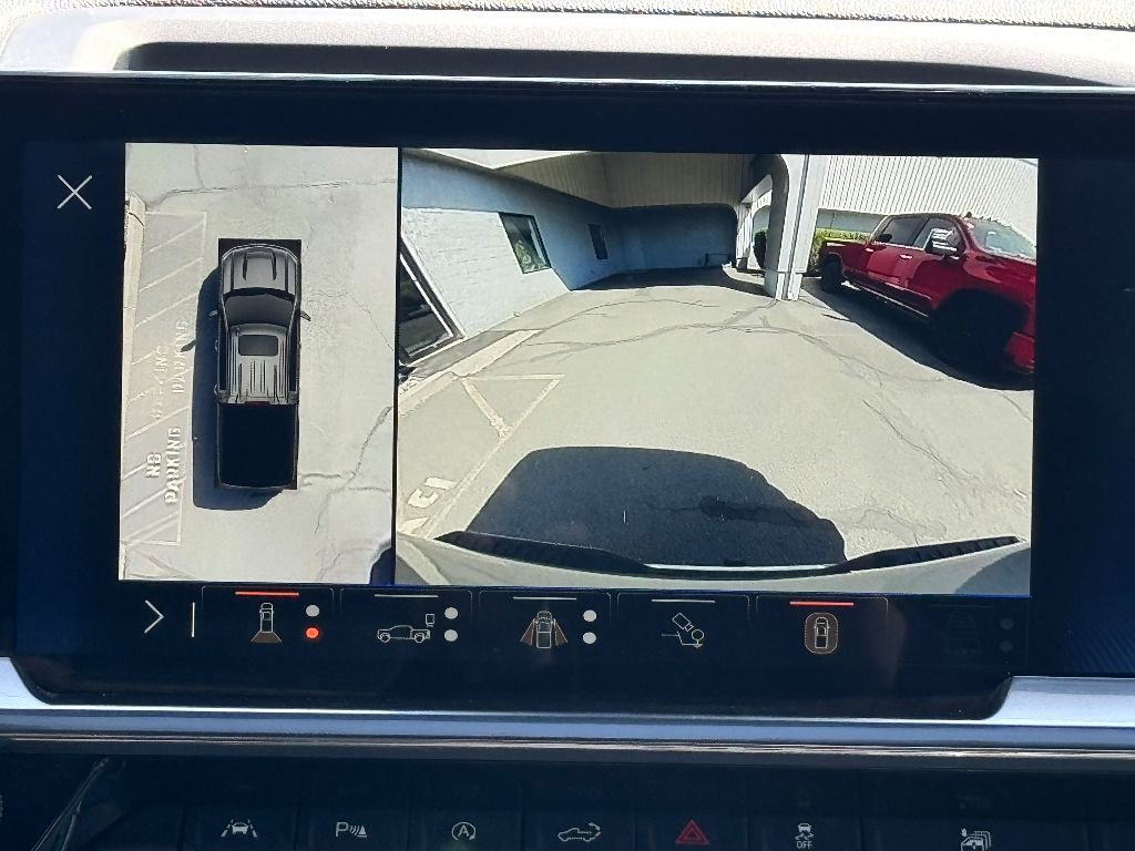 Used 2025 Chevrolet Silverado 1500 High Country image 9