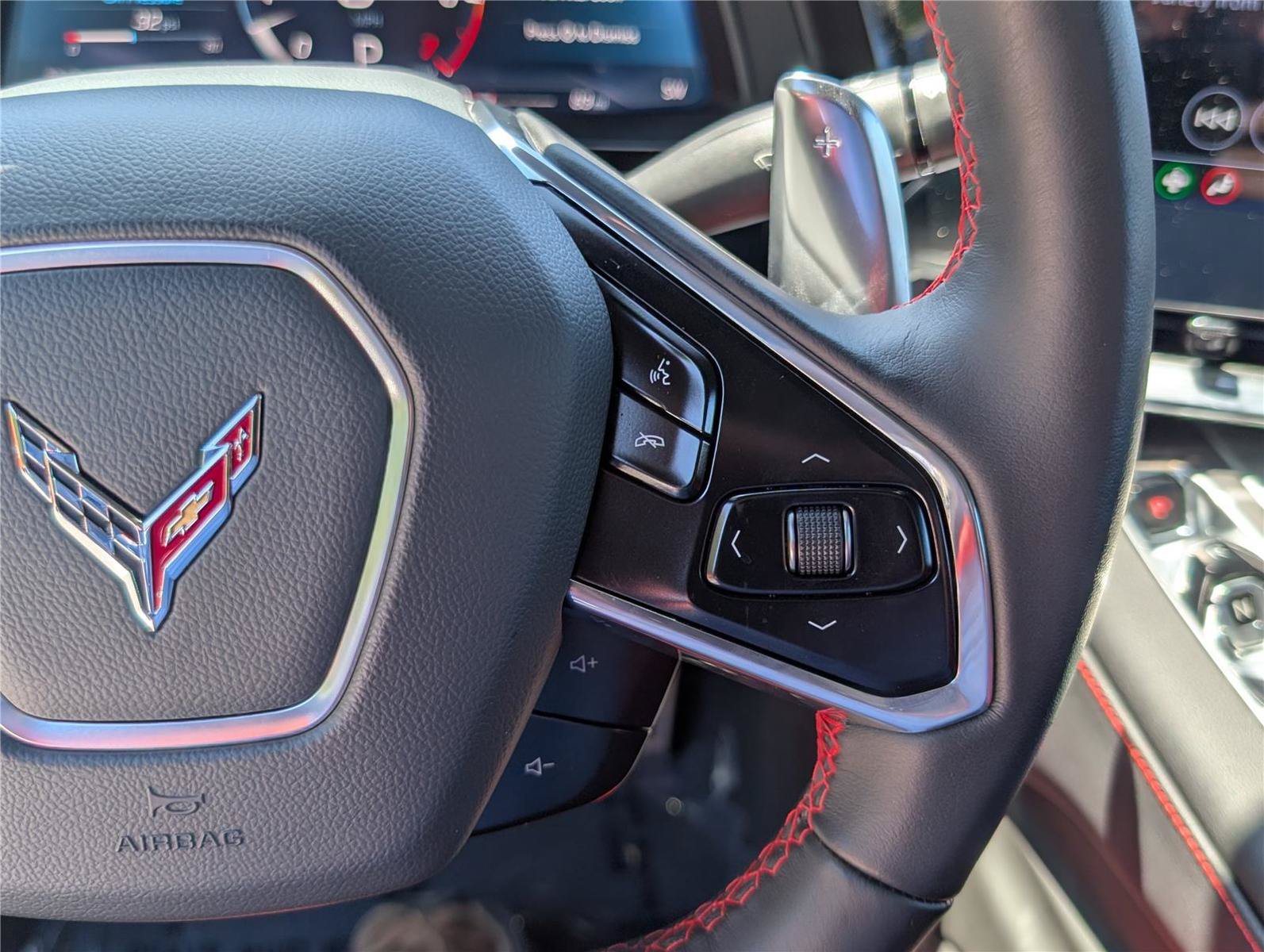 Used 2022 Chevrolet Corvette Stingray Convertible w/ 1LT RWD image 20