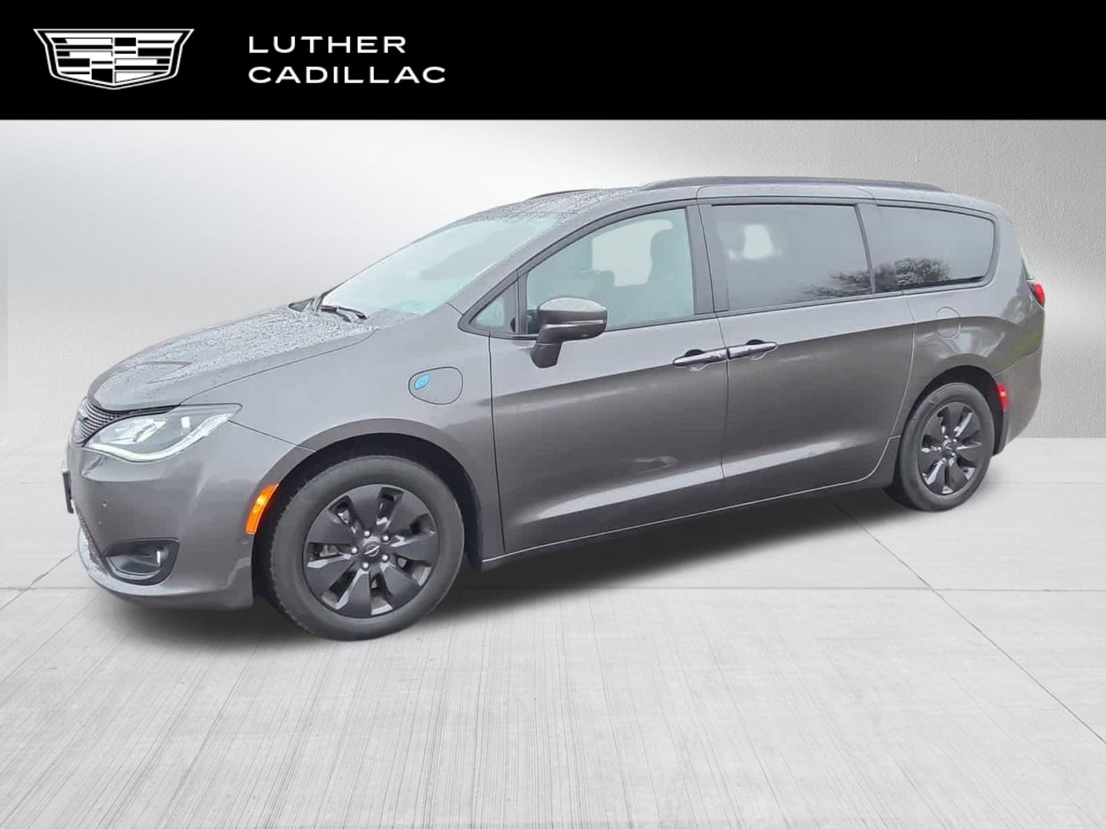 Used 2020 Chrysler Pacifica Limited w/ Advanced Safetytec Group FWD image 1
