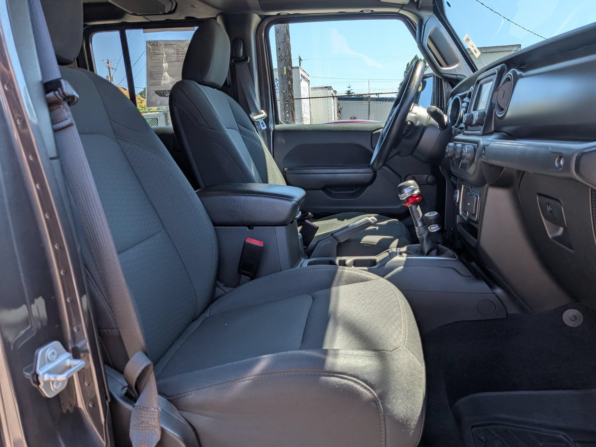 Used 2021 Jeep Gladiator Sport AWD/4WD image 8