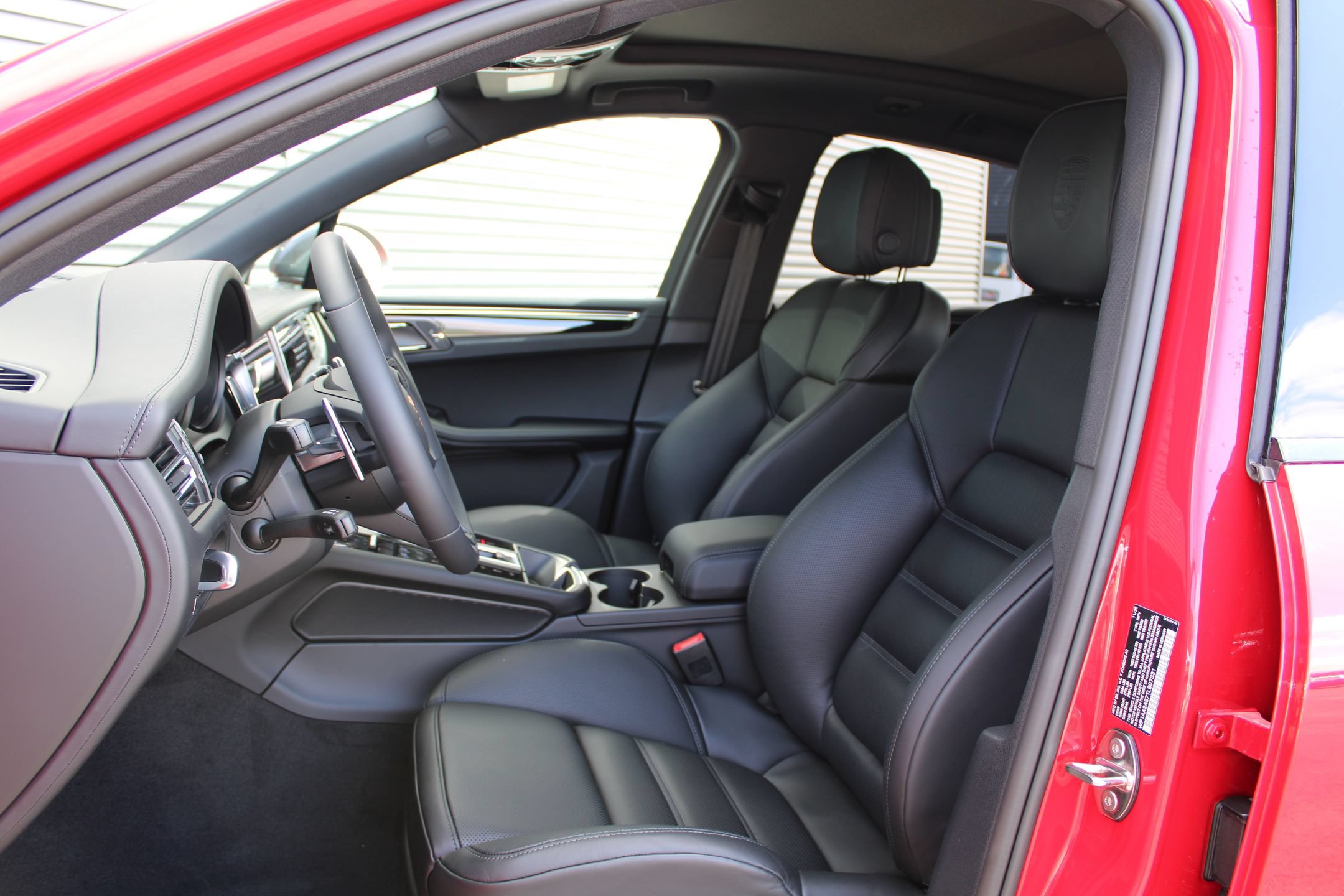 New 2026 Porsche Macan Turbo AWD/4WD image 5