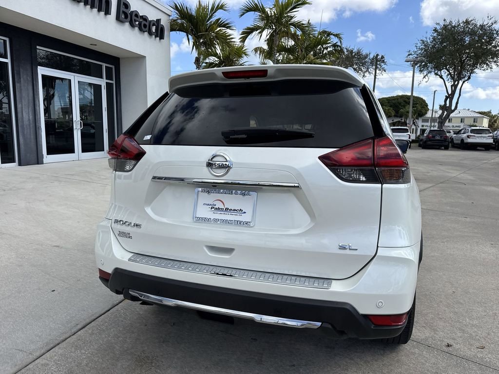 Used 2020 Nissan Rogue SL w/ Premium Package image 25