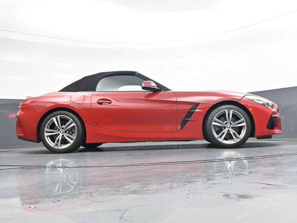 Used 2019 BMW Z4 sDrive30i w/ M Sport Package RWD image 27