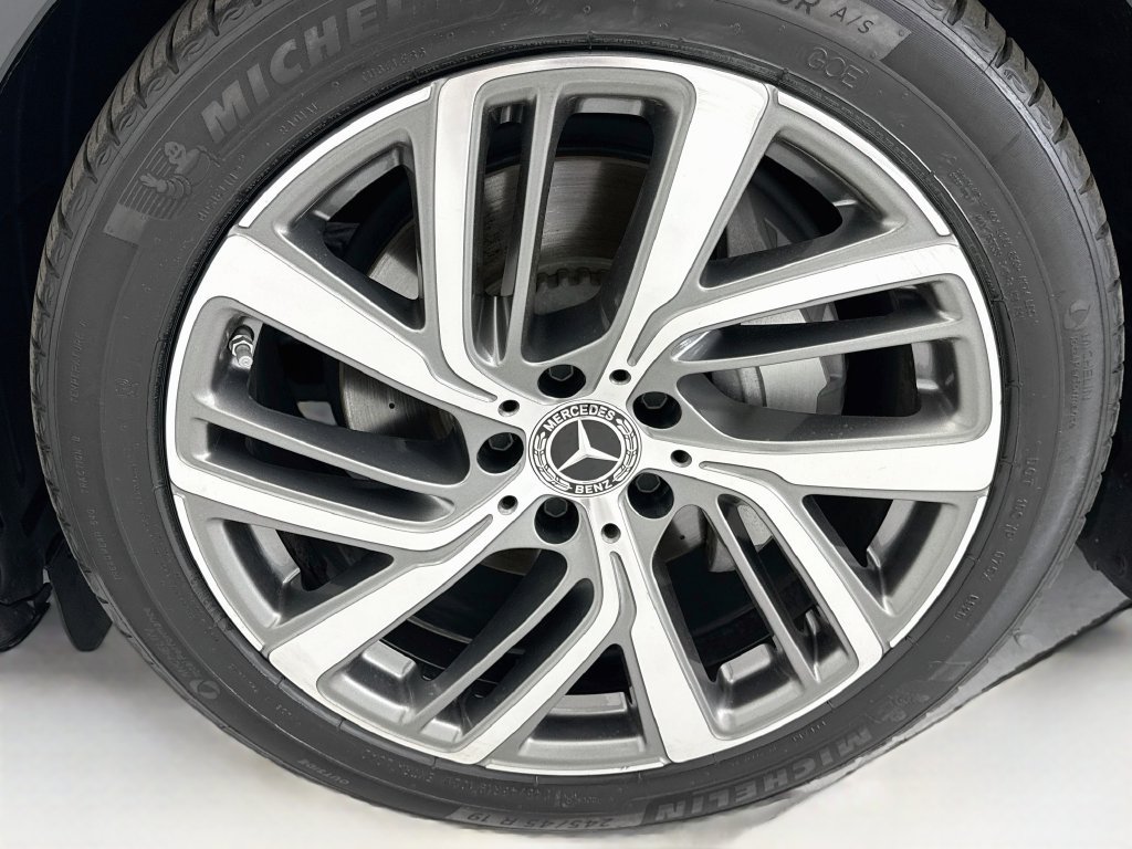 Used 2024 Mercedes-Benz E 350 4MATIC Sedan image 29