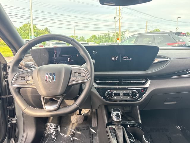 Used 2024 Buick Envista Sport Touring w/ Convenience I Package FWD image 15