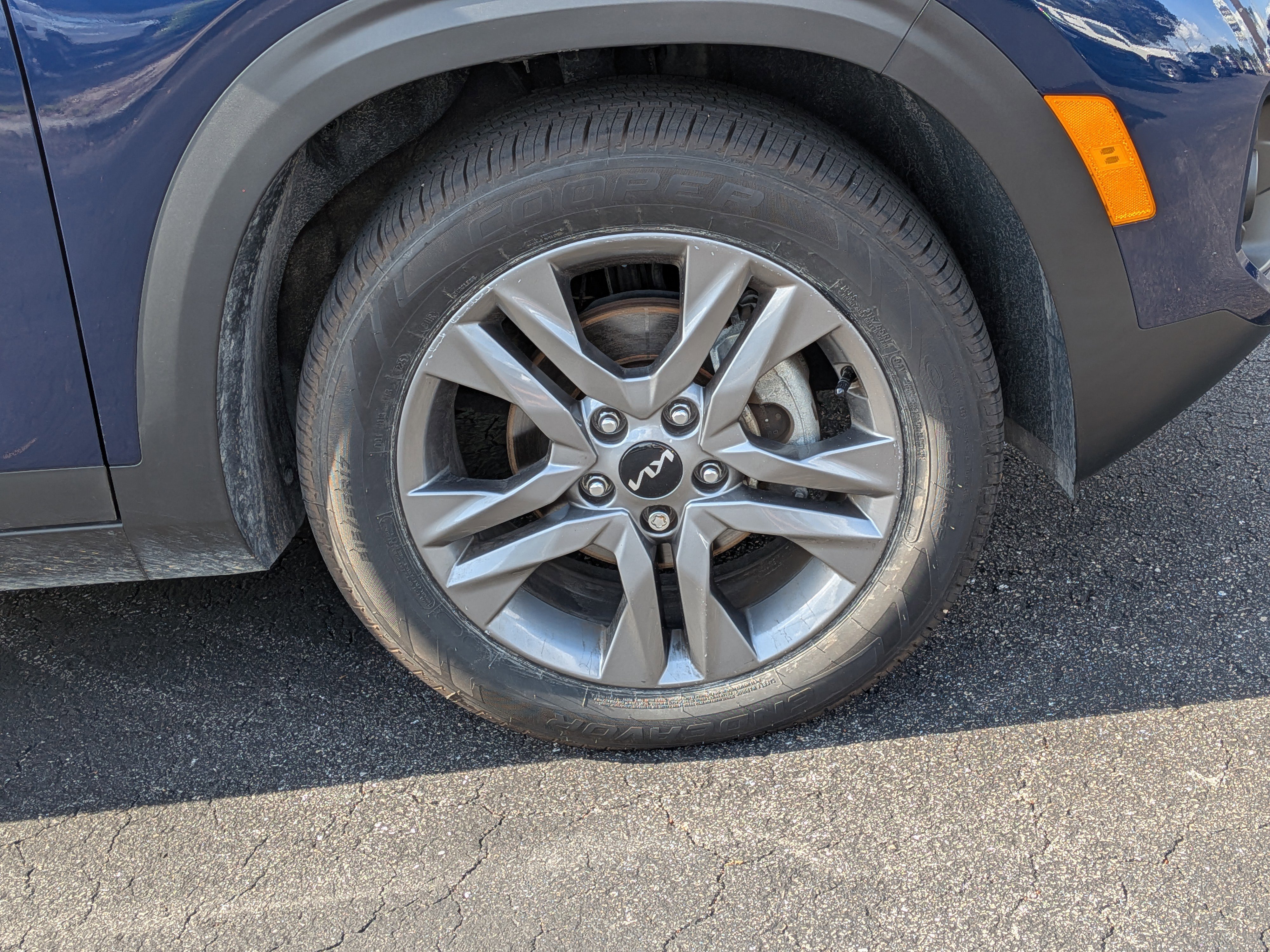 Used 2023 Kia Seltos S w/ Navigation Package image 11