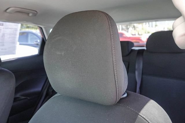 Certified 2025 Hyundai Kona SE FWD image 25