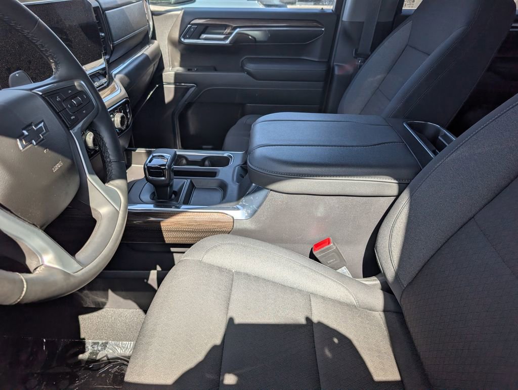 Used 2024 Chevrolet Silverado 1500 LT Trail Boss w/ Protection Package image 8