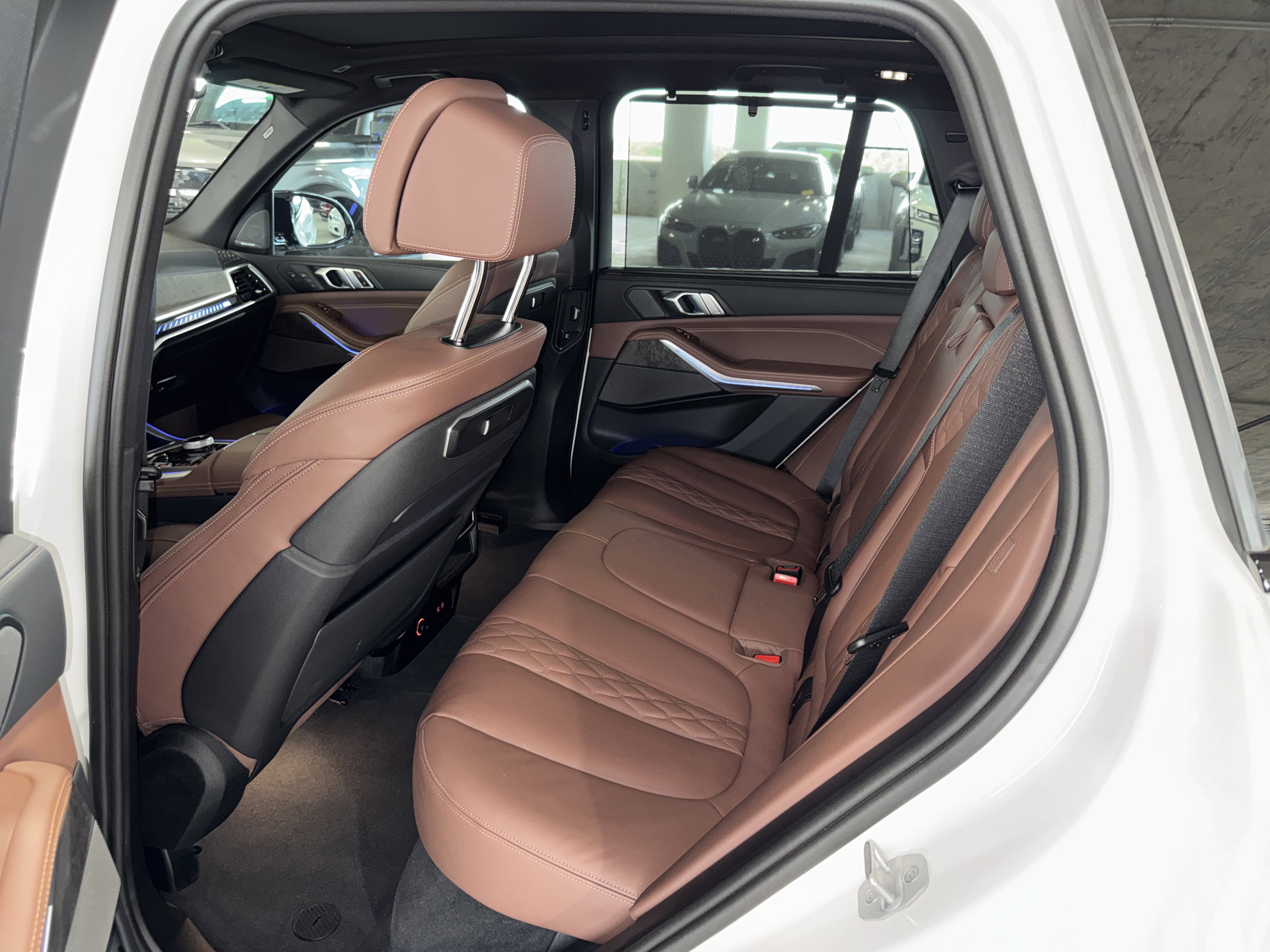 Used 2025 BMW X5 M60i image 15