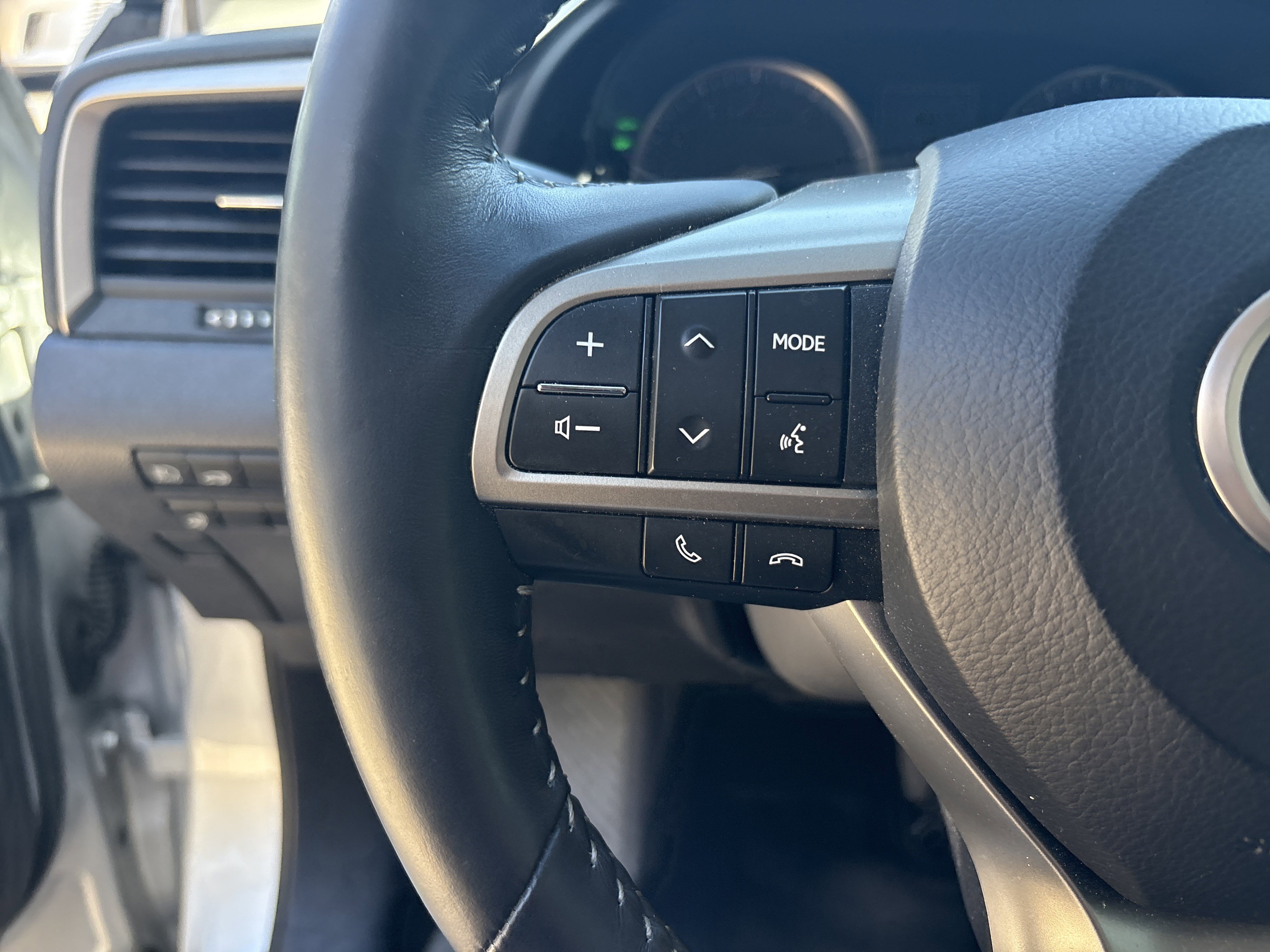 Used 2017 Lexus RX 350 AWD w/ Premium Package image 19