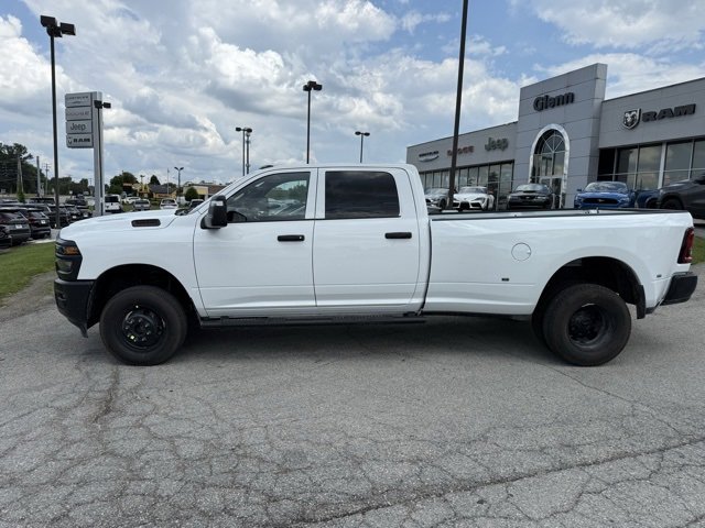 New 2026 RAM 3500 Tradesman image 11