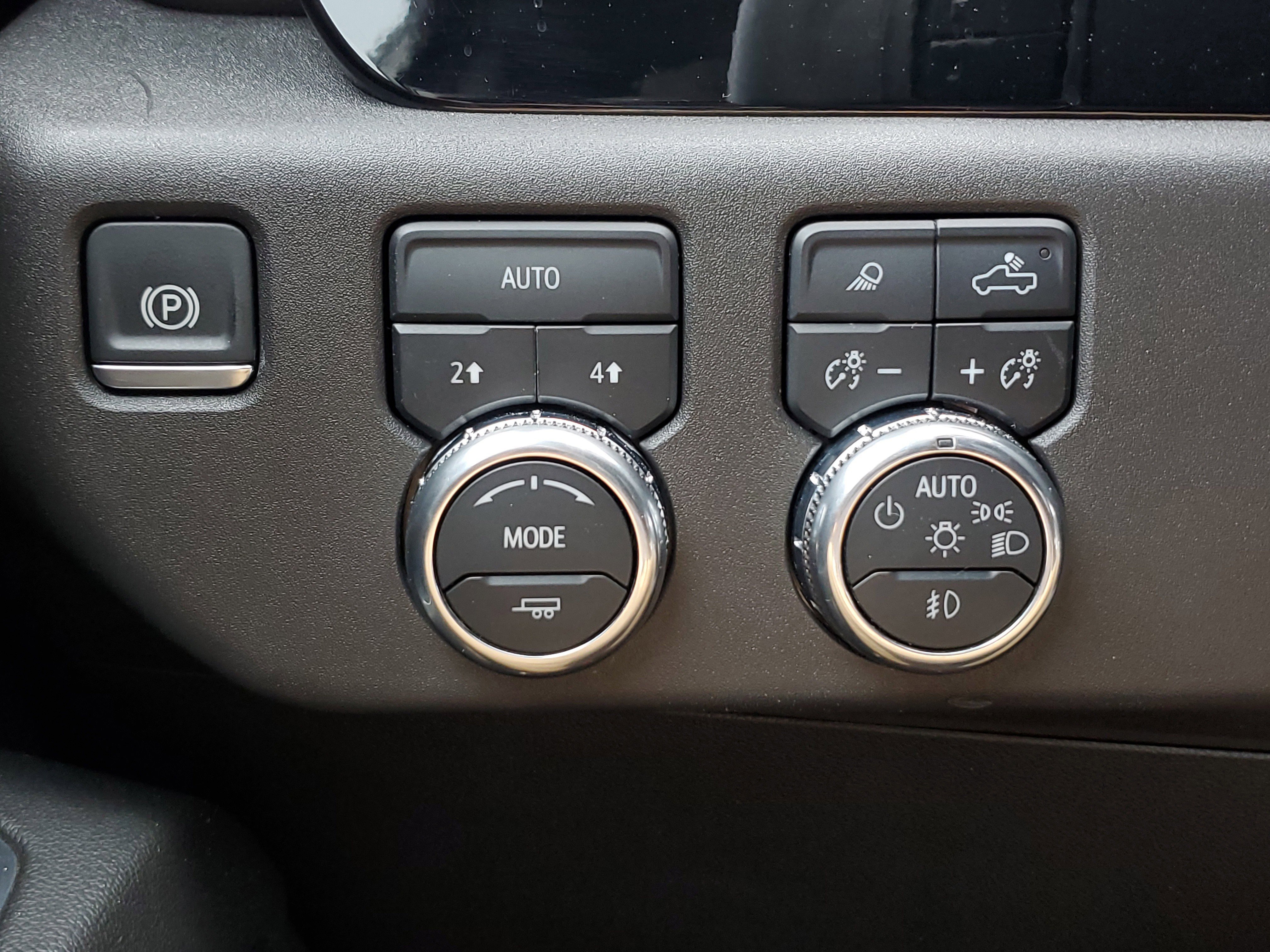 Used 2024 GMC Sierra 1500 SLT image 30