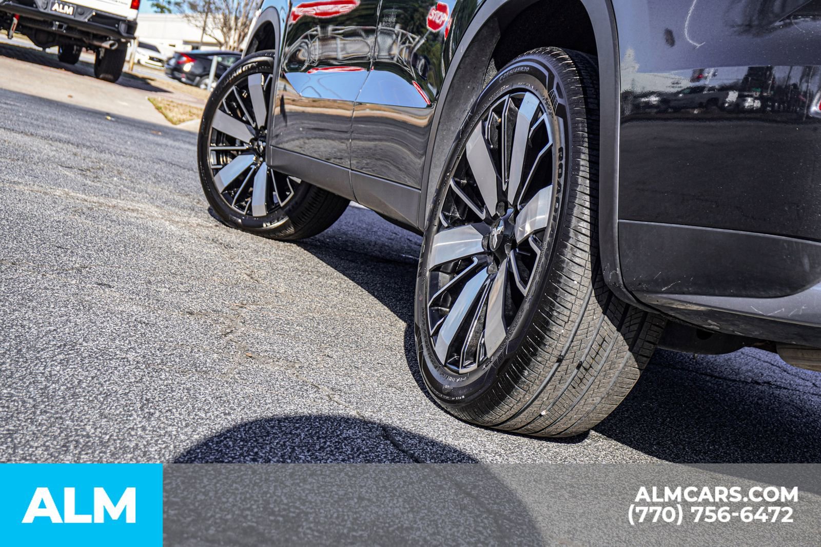 Used 2025 Mitsubishi Outlander SE image 14