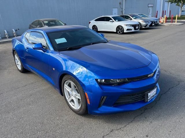 Used 2018 Chevrolet Camaro LT RWD image 2