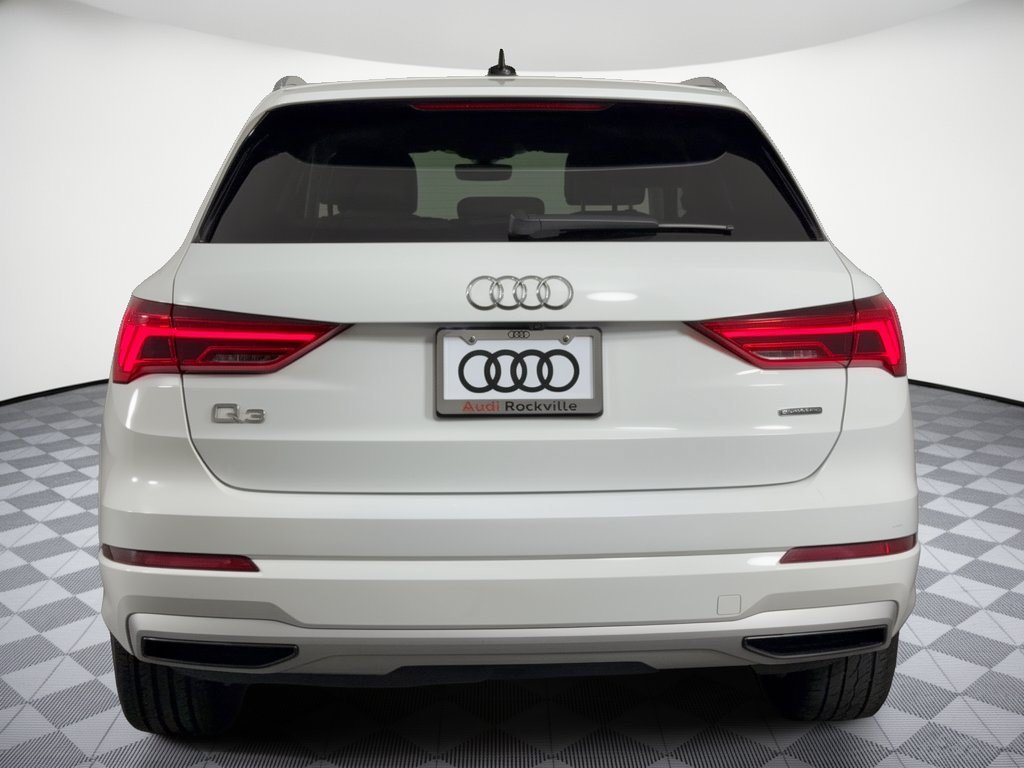 Used 2021 Audi Q3 2.0T Premium AWD/4WD image 11