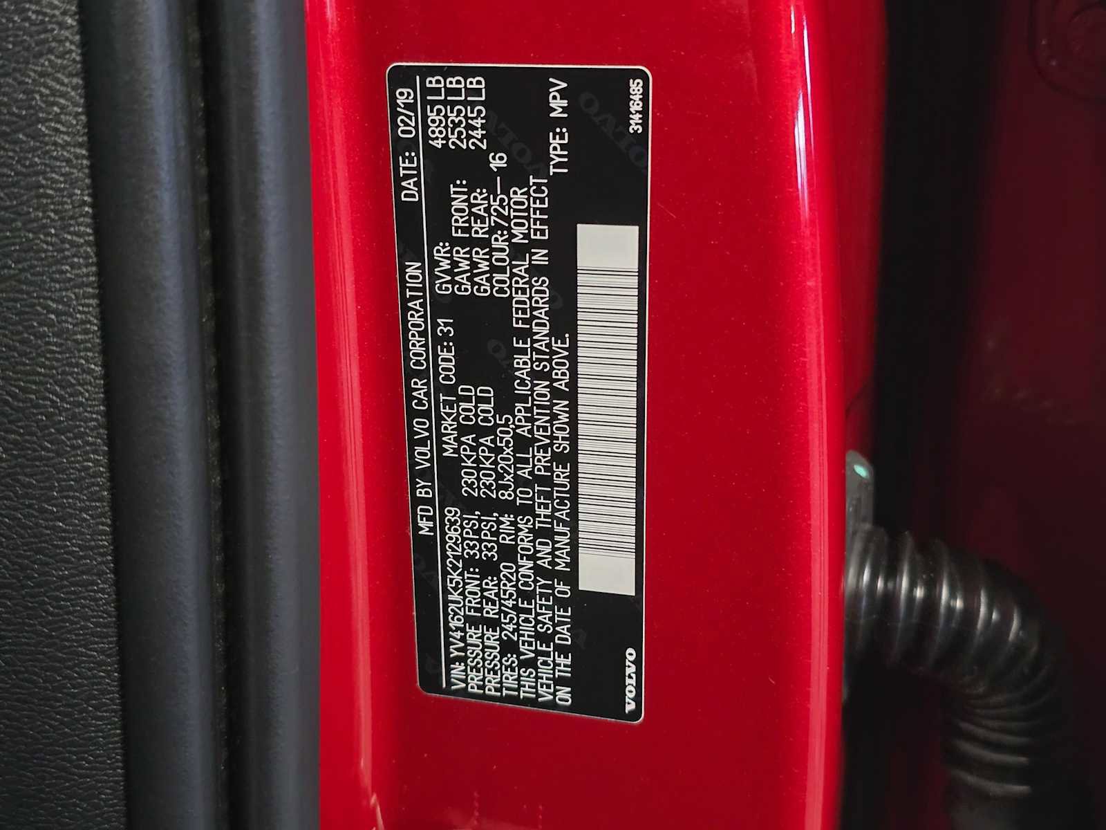 Used 2019 Volvo XC40 T5 Momentum image 35