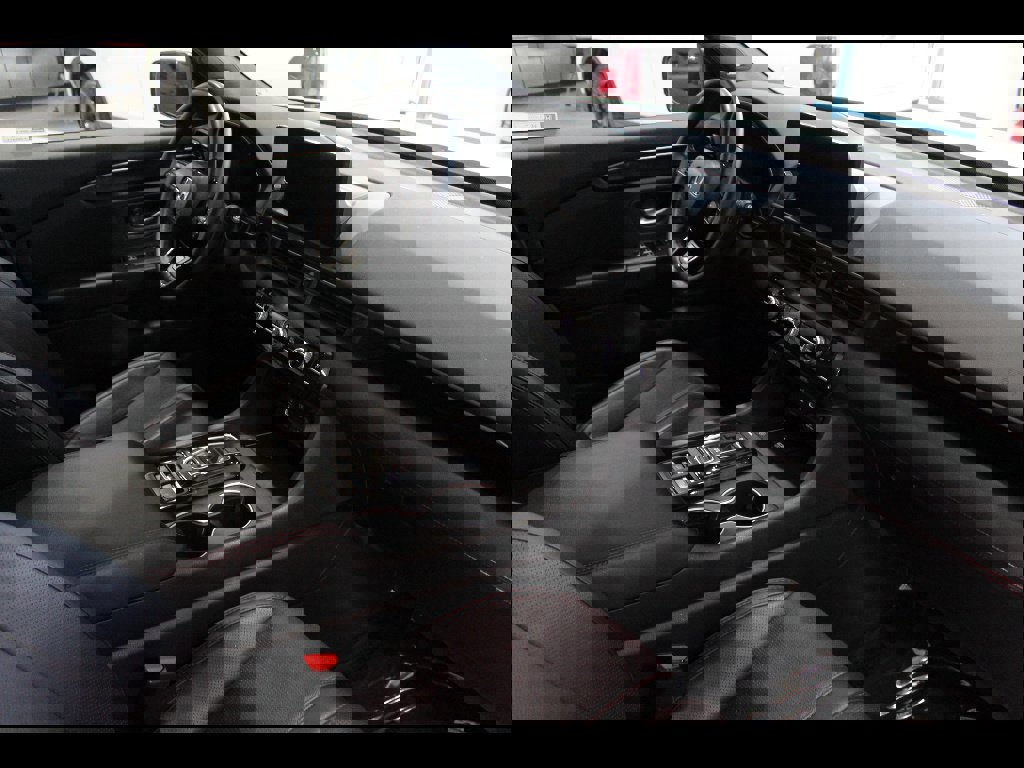 Certified 2025 Honda Pilot Black Edition image 24