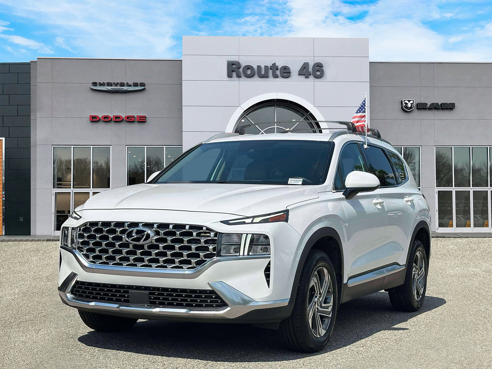 Used 2022 Hyundai Santa Fe SEL AWD/4WD image 2