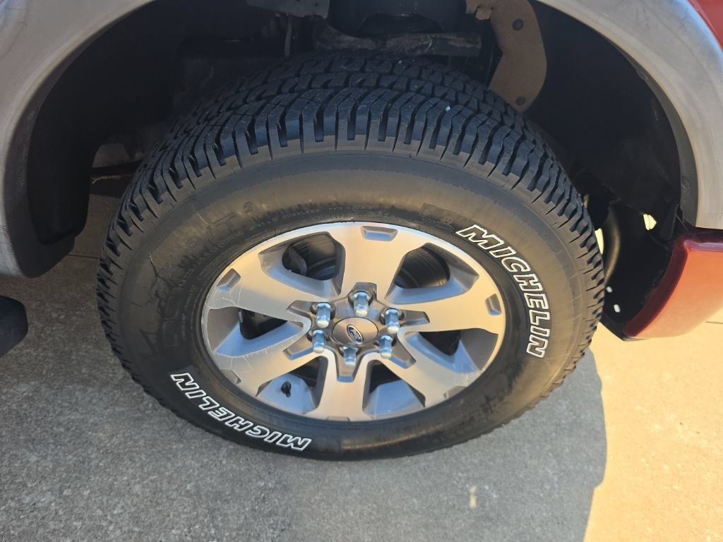 Used 2014 Ford F150 FX4 w/ Equipment Group 402A Luxury AWD/4WD image 19