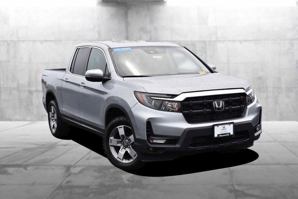 Certified 2025 Honda Ridgeline RTL image 1