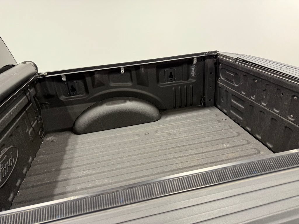 Used 2019 Ford F150 4x4 SuperCrew image 14