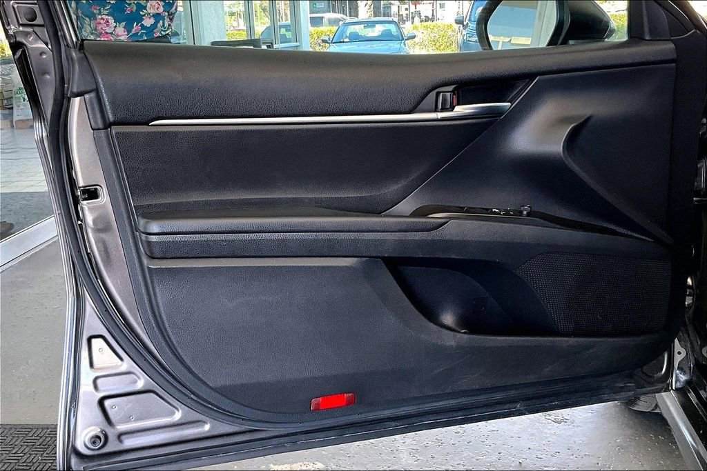 Certified 2022 Toyota Camry SE image 20