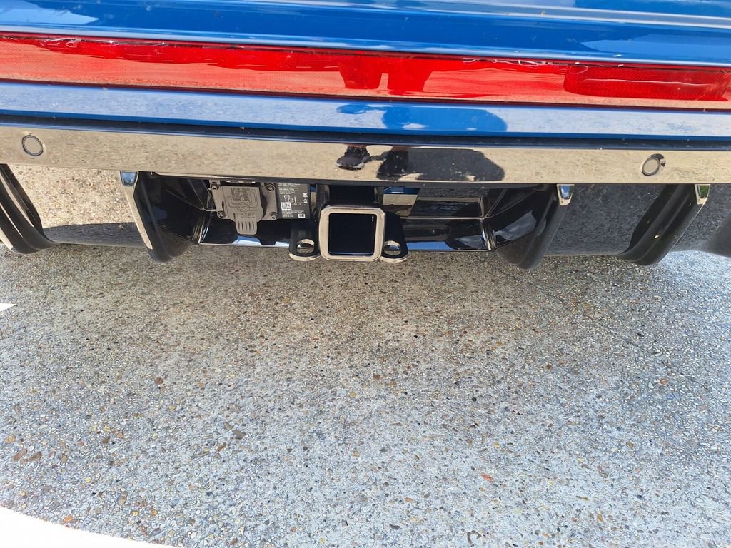 New 2025 Volkswagen Atlas Cross Sport SEL R-Line image 28