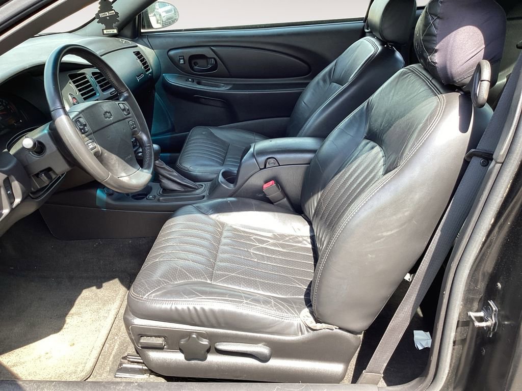 Used 2004 Chevrolet Monte Carlo SS w/ Preferred Equipment Group FWD image 9
