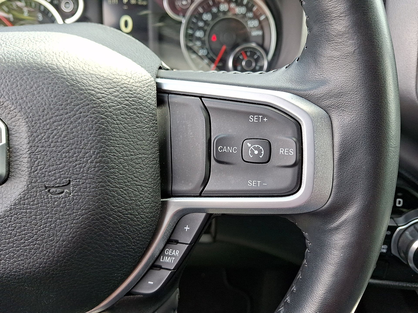 Used 2023 RAM 1500 Big Horn AWD/4WD image 18