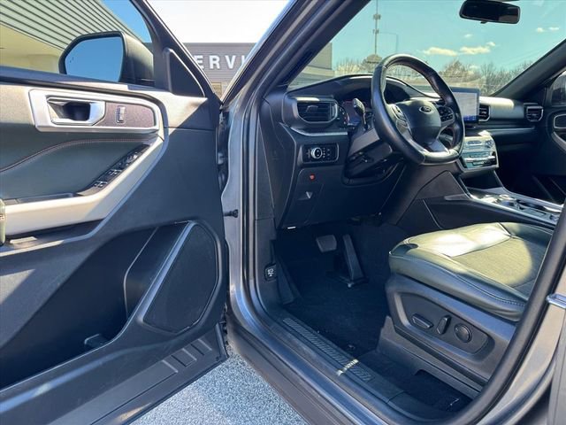 Used 2023 Ford Explorer Timberline image 15