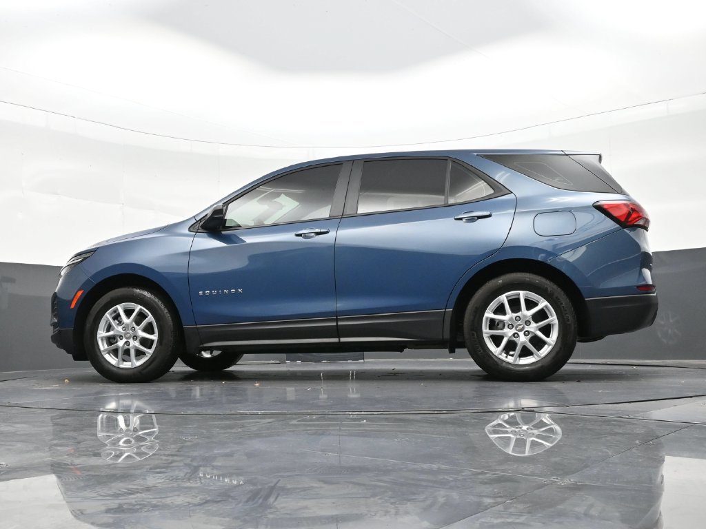 Used 2024 Chevrolet Equinox LS FWD image 27