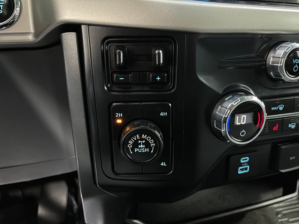 Used 2021 Ford F150 XLT w/ Equipment Group 302A High image 30