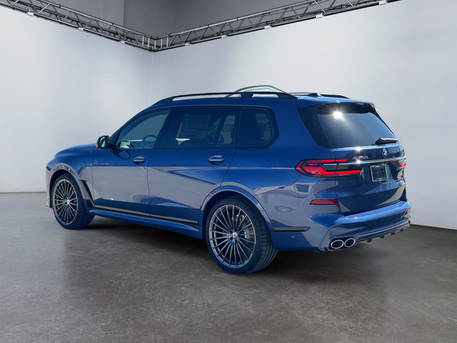 New 2026 BMW ALPINA XB7 AWD/4WD image 5