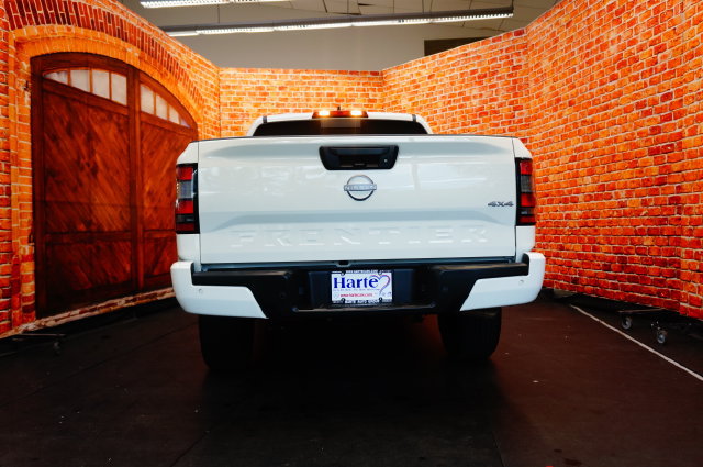 Certified 2026 Nissan Frontier SV AWD/4WD image 9