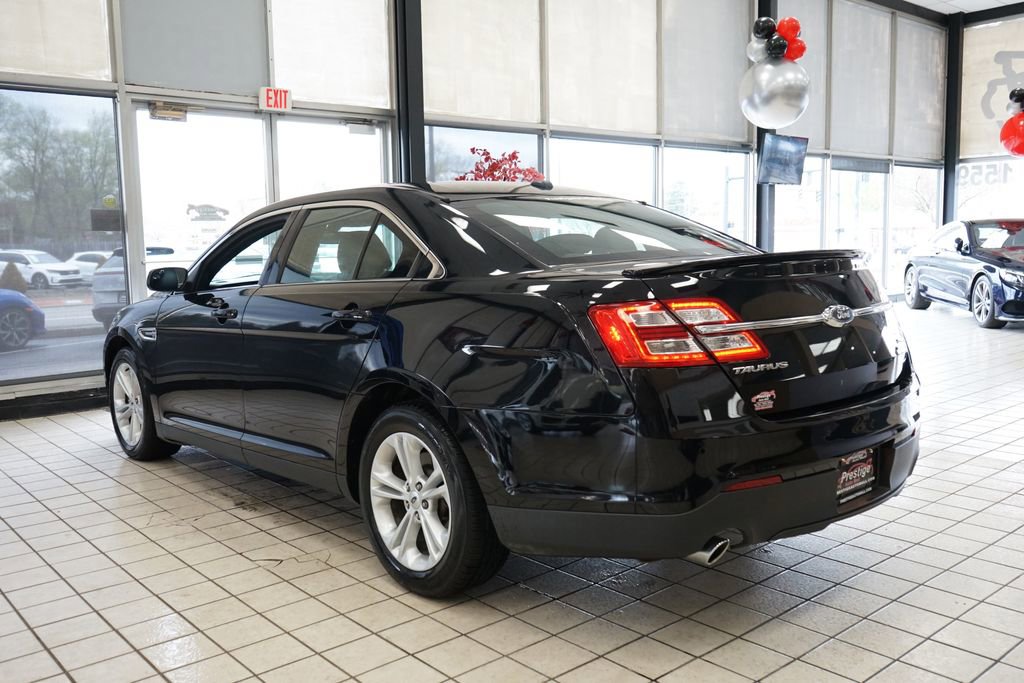 Used 2016 Ford Taurus SEL w/ Equipment Group 201A image 5