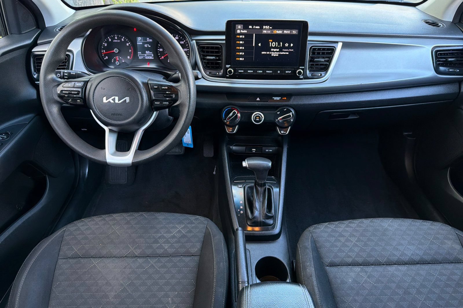 Used 2022 Kia Rio S FWD image 13
