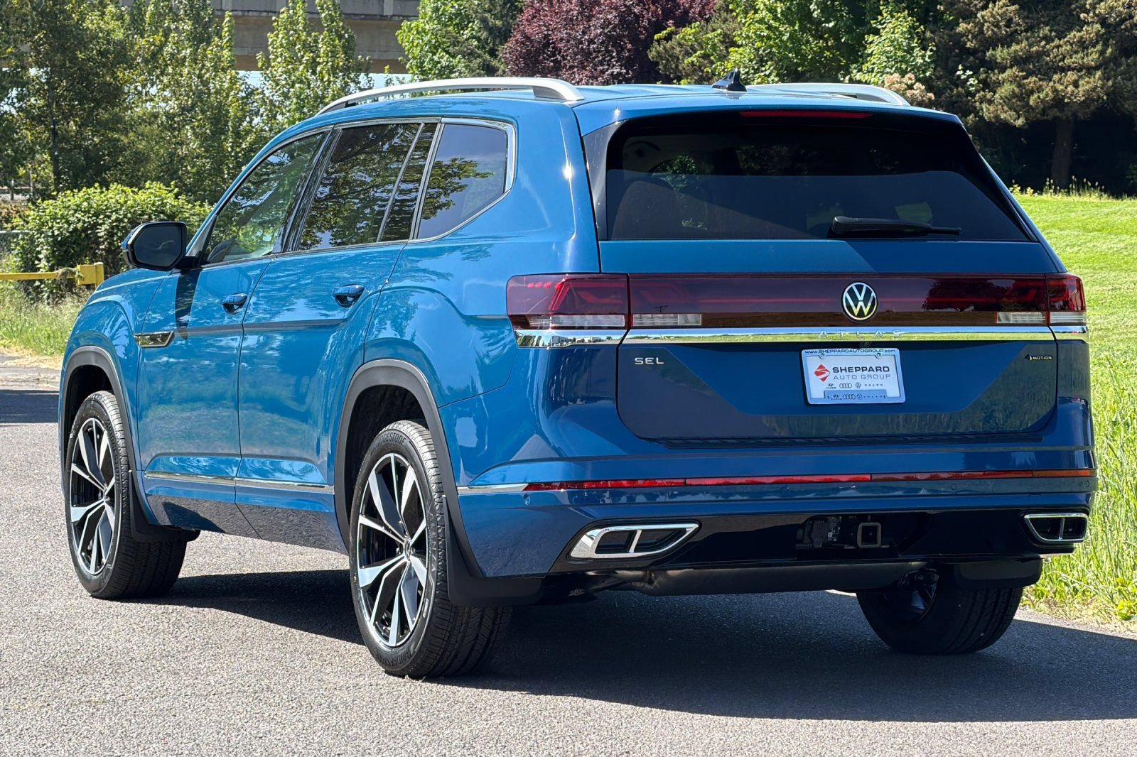 New 2026 Volkswagen Atlas SEL Premium R-Line AWD/4WD image 5