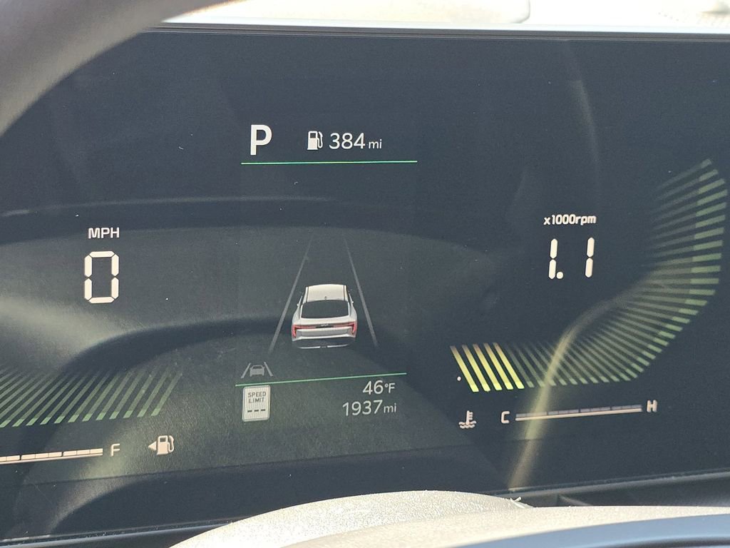 Used 2025 Kia K4 LXS image 26