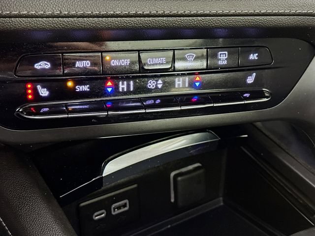 Used 2023 Buick Envision Essence w/ Sport Touring Package AWD/4WD image 21