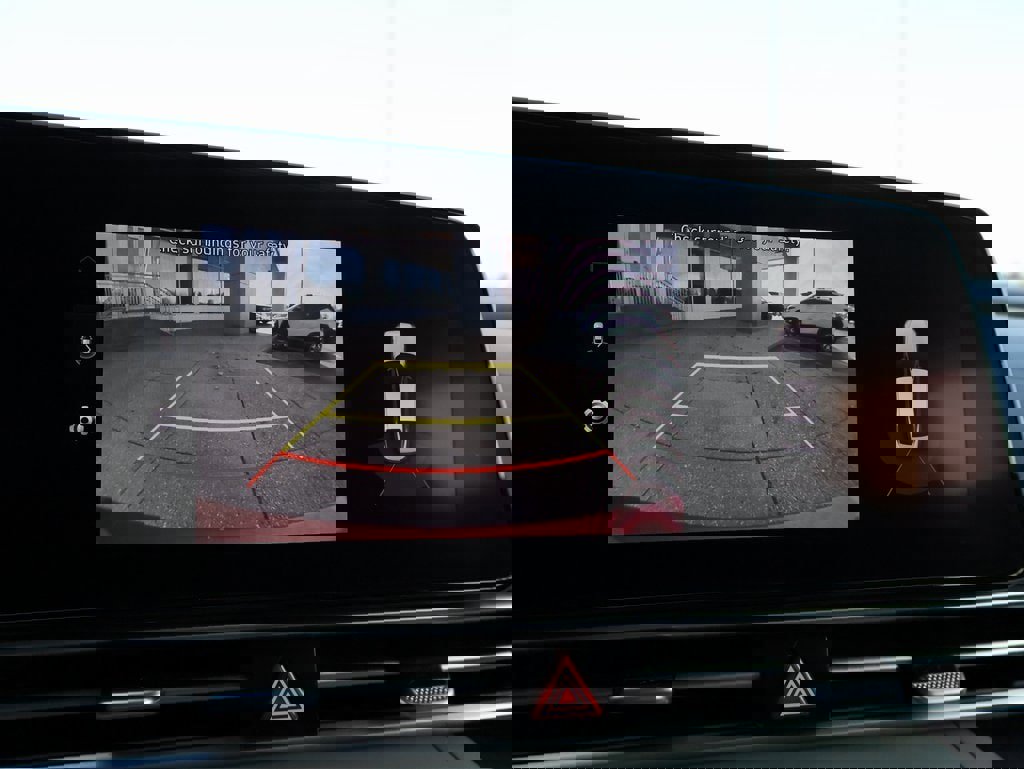 Certified 2022 Hyundai Elantra Limited image 35