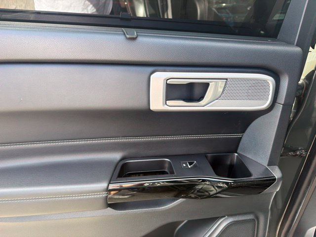 Used 2022 Ford Explorer ST w/ Equipment Group 401A AWD/4WD image 17