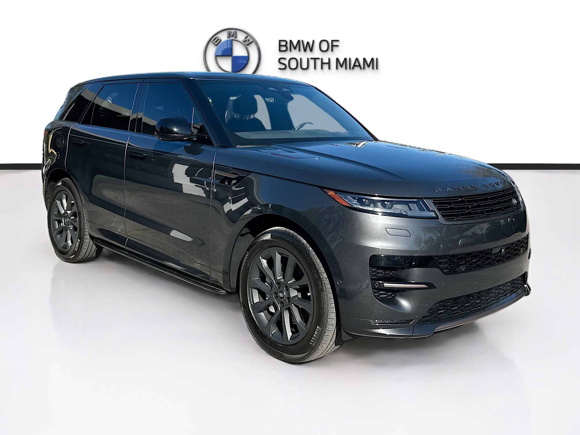 Used 2025 Land Rover Range Rover Sport Dynamic SE image 1