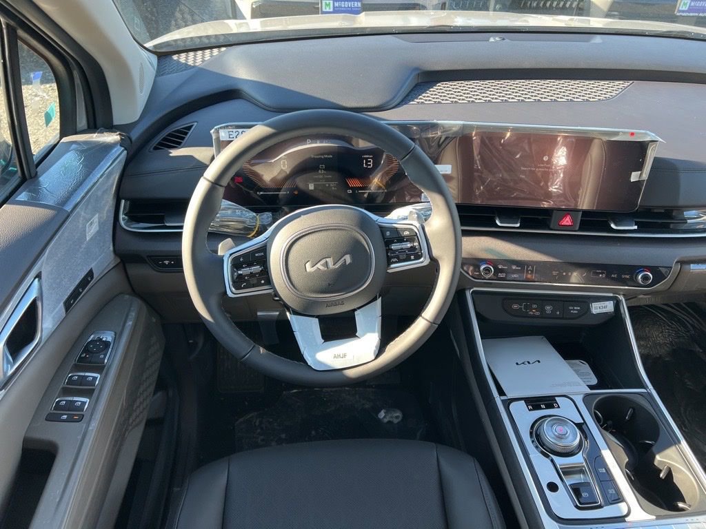 New 2026 Kia Carnival EX image 11