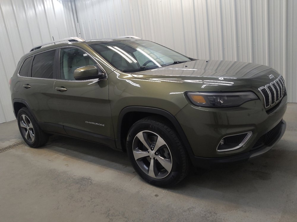 Used 2019 Jeep Cherokee Limited image 11