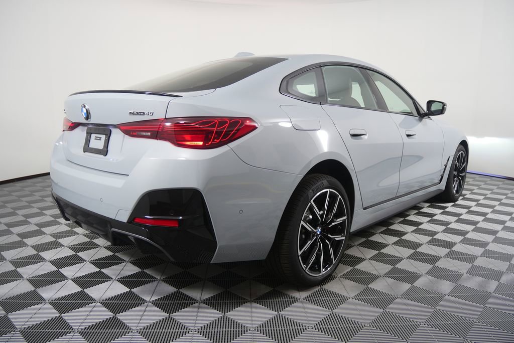 New 2026 BMW i4 eDrive40 w/ M Sport Package RWD image 3
