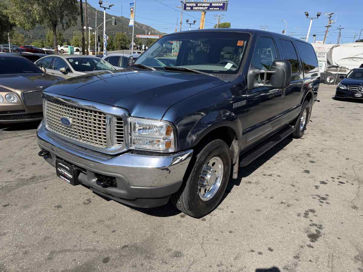 Used 2003 Ford Excursion XLT RWD image 3