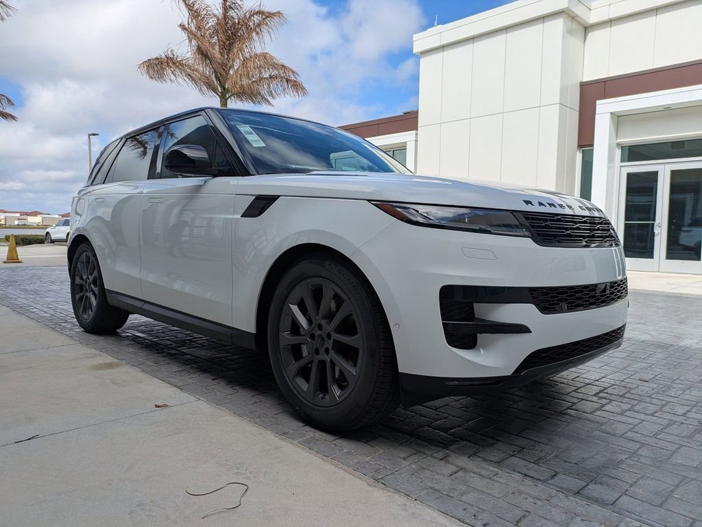 New 2026 Land Rover Range Rover Sport SE AWD/4WD image 3