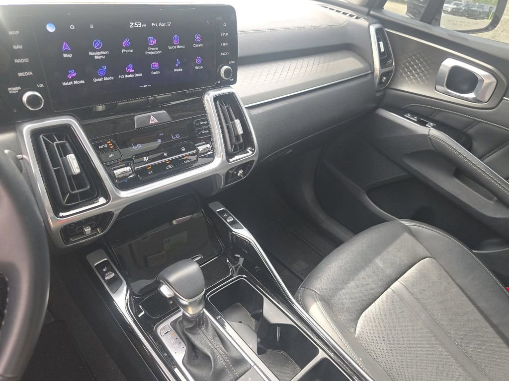 Used 2023 Kia Sorento SX AWD/4WD image 30