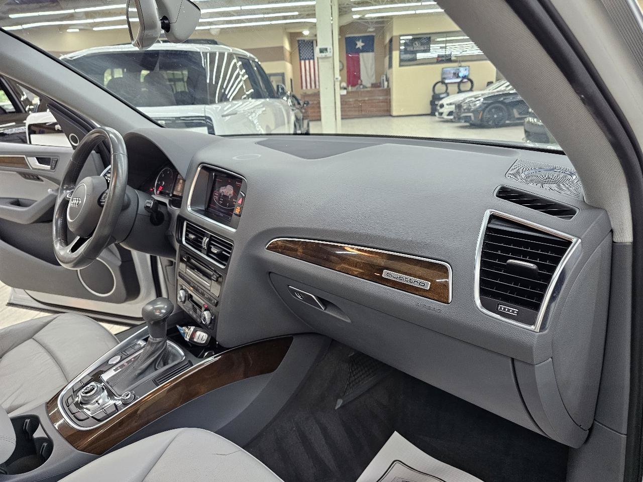 Used 2015 Audi Q5 TDI Premium Plus w/ Technology Package AWD/4WD image 22